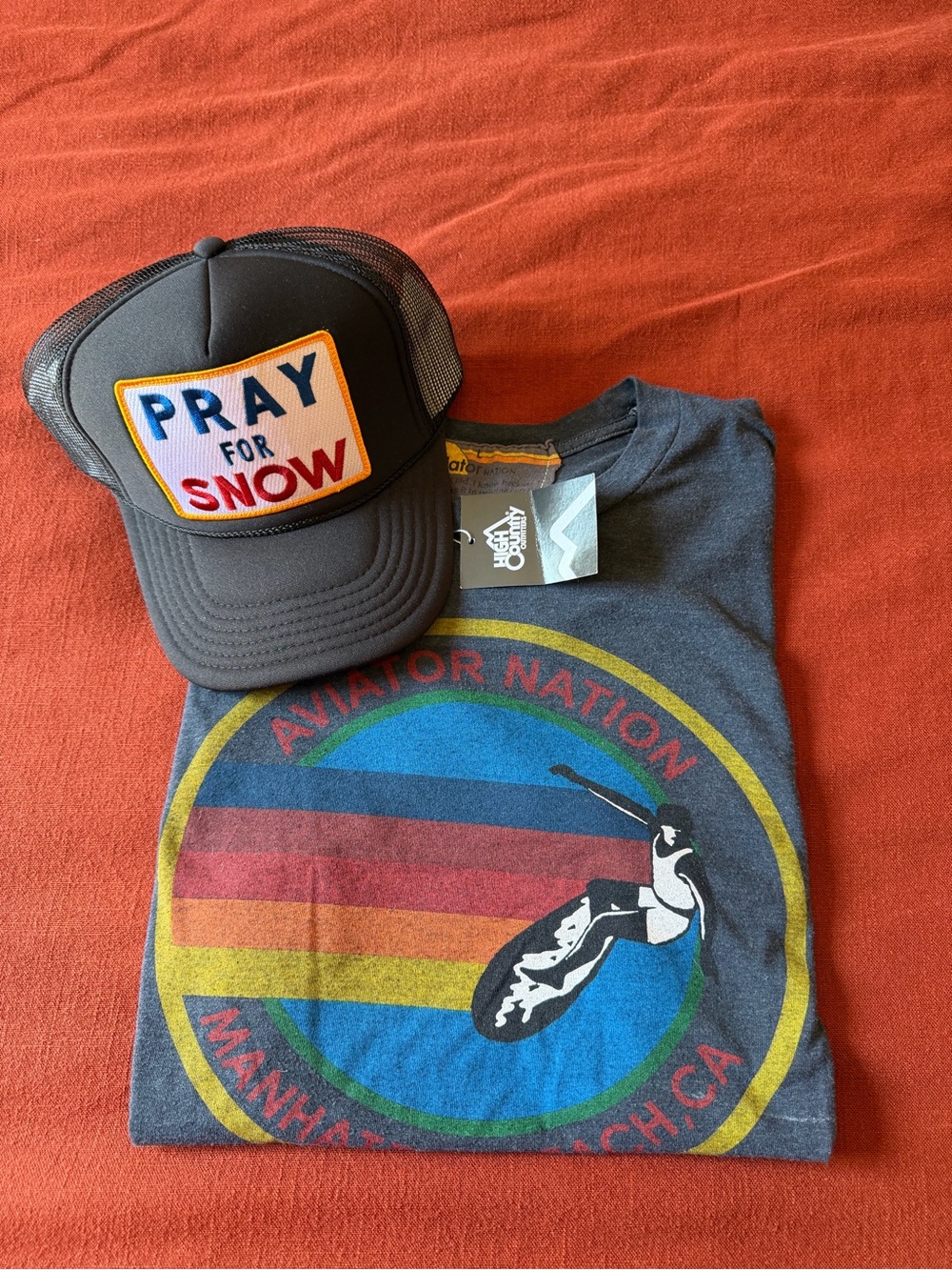 Aviator Nation Used Graphic T-Shirt Size Large & NWT ‘Pray For Snow’ Trucker Hat